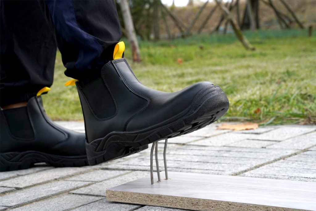 Nubuck Leather Anti-Smashing Waterproof Work Shoes