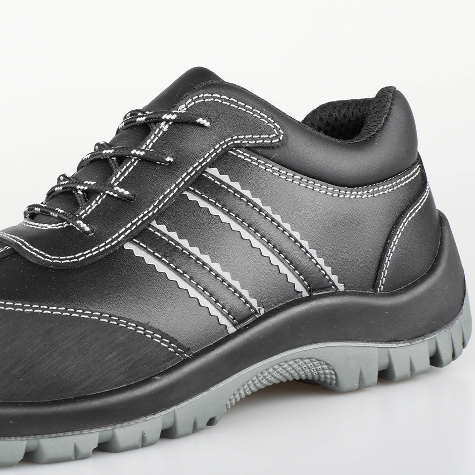 Extra Wide Leather Safety Shoes Oil Resistant Industry S3 Work Boots Classic Work Shoes